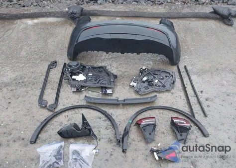 2024 Tesla Model Y Long Range Dual Motor All-Wheel Drive from USA, damaged, VIN 7SAYGDEE0RF195108